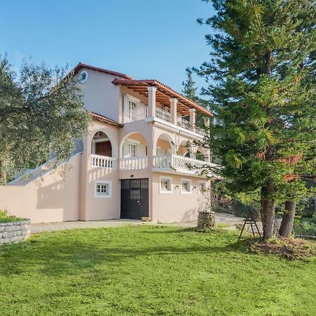 Villa Liza Acharavi  Eksteriør billede